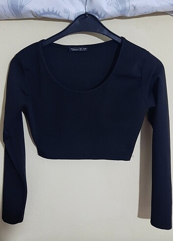 Siyah crop