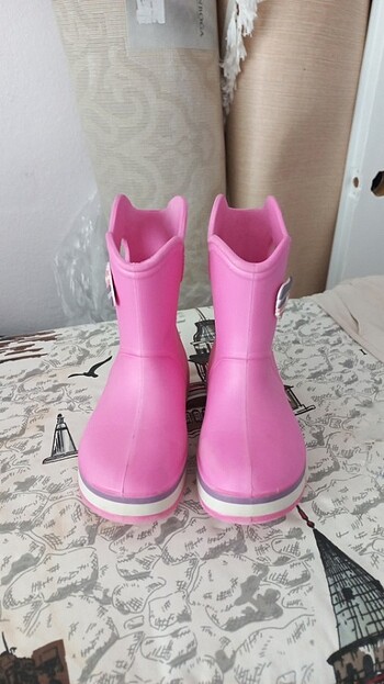 Pembe kiz cocuk bot 