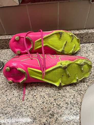 38 Beden pembe Renk Nike kadın krampon