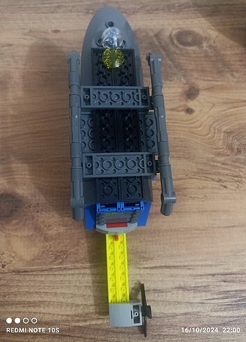  Beden Renk LEGO helikopter 