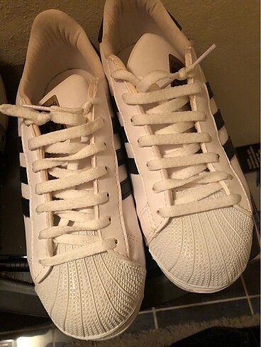 Adidas superstar