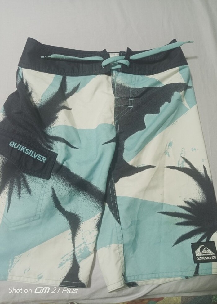 Quiksilver erkek çocuk sörf mayosu. - Görsel 4