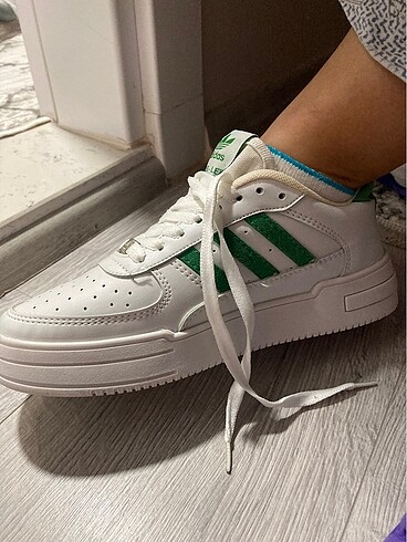 Adidas Spor ayakabı
