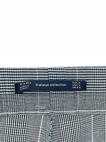 m Beden çeşitli Renk Zara Kumaş Pantolon %70 İndirimli.