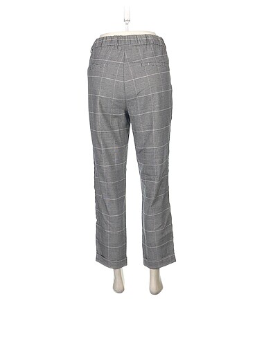 m Beden Zara Kumaş Pantolon %70 İndirimli.