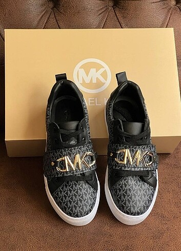MİCHAEL KORS SPOR AYAKKABI