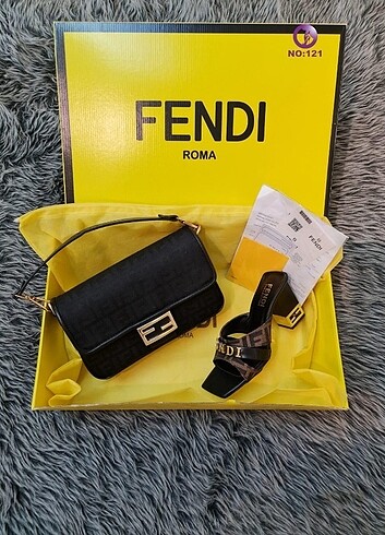 FENDİ TERLİK ÇANTA SET