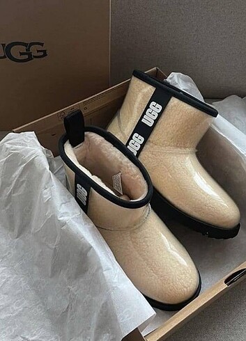 38 Beden UGG WATERPROF KADIN ŞEFFAF BOT