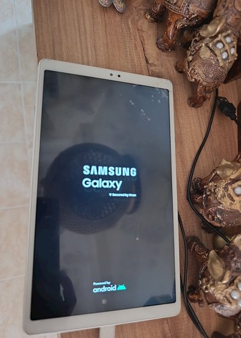 Samsung Galaxy Beyaz Tablet
