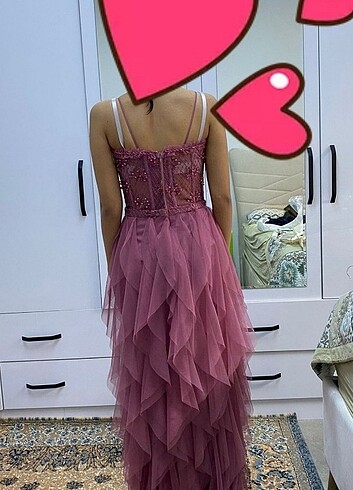 Pembe Abiye 