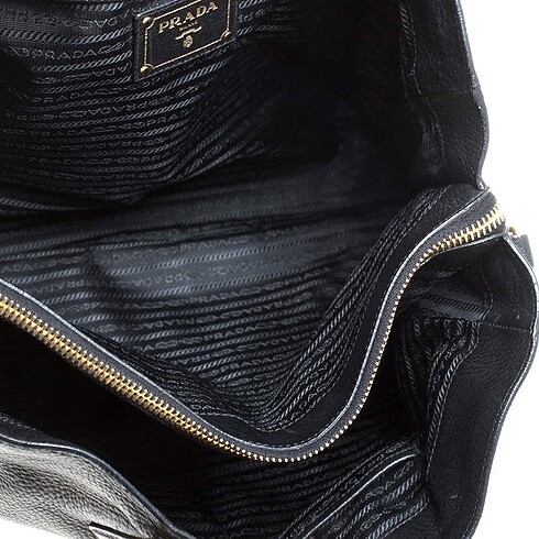  Beden Prada siyah Vitello Daino Leather