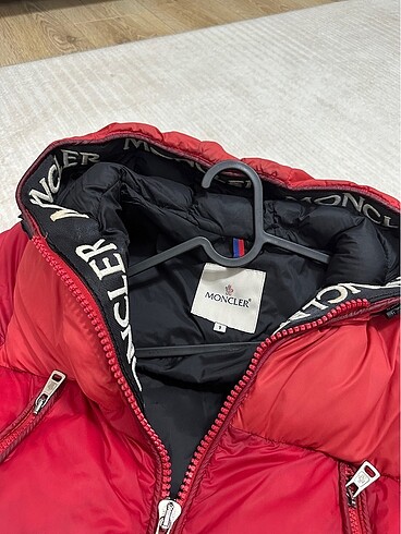 s Beden Moncler mont