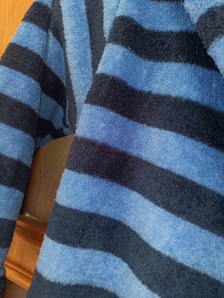 Erkek Çocuk Bornozu 5 6 yaş - Görsel 2