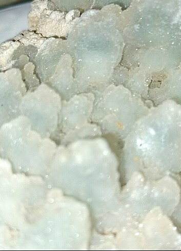 s Beden Kalsedon Druzy 