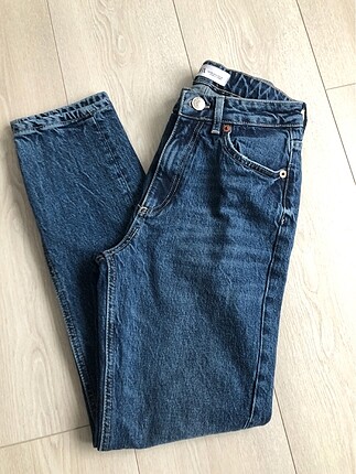36 Beden mavi Renk Zara jean