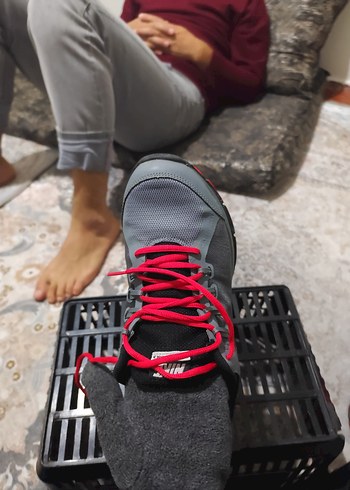 Gri Nike Spor Ayakkabı Kırmızı Bağcıklı - Görsel 5