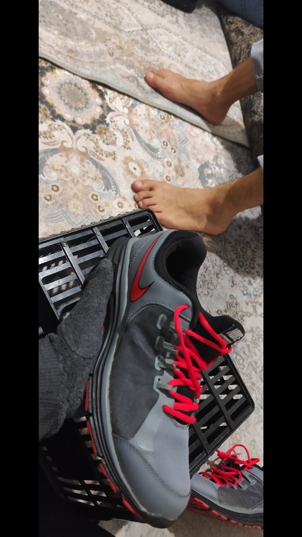 Gri Nike Spor Ayakkabı Kırmızı Bağcıklı - Görsel 2