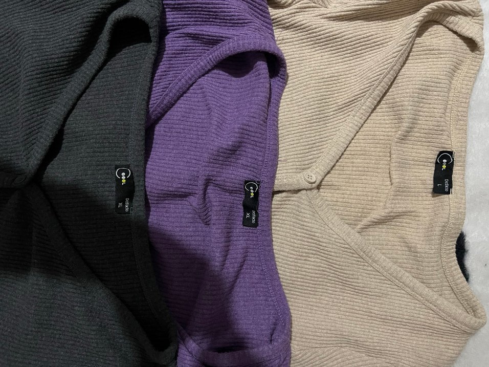 Düğmeli V Yaka Midi Hırka - Görsel 2