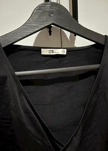 V Yaka Siyah Uzun Kollu Kadın Bluz - Görsel 2