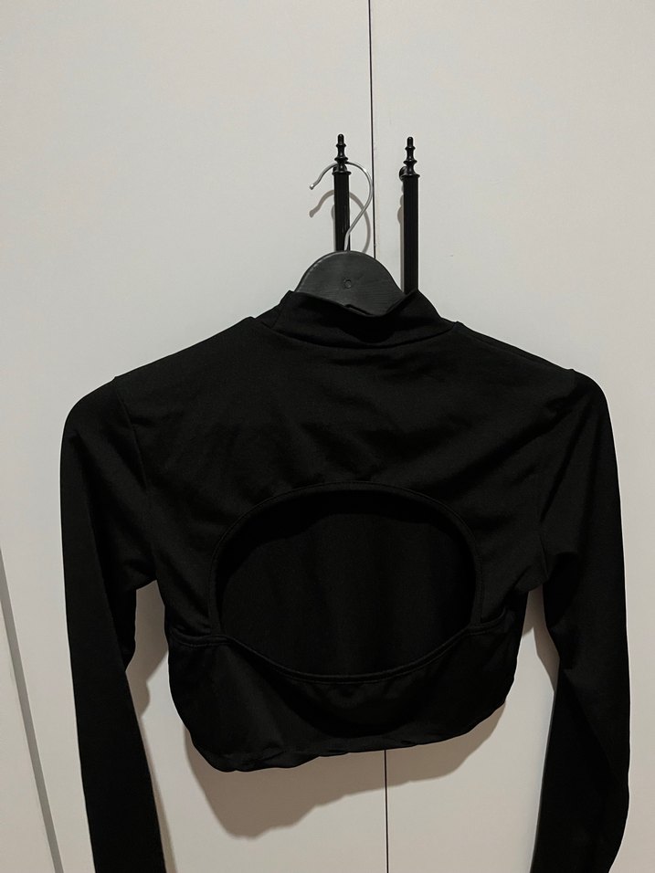 Yüksek Yakalı Siyah Mini Bluz - Görsel 2