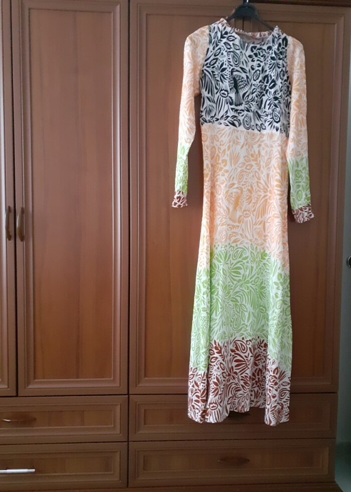 UZUN EBRULİ ELBİSE - Görsel 3