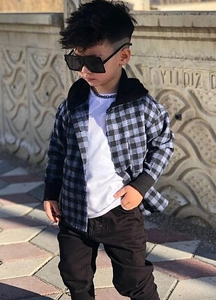 2Lİ TAKIM MİCKEY BASKILI ODUNCU YÜN GÖMLEK SİYAH KOT PANTOLON