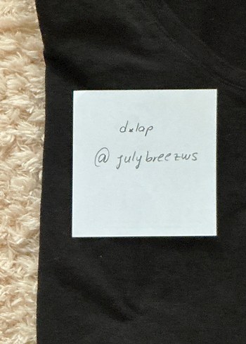 siyah kadın tshirt derin yaka - Görsel 2