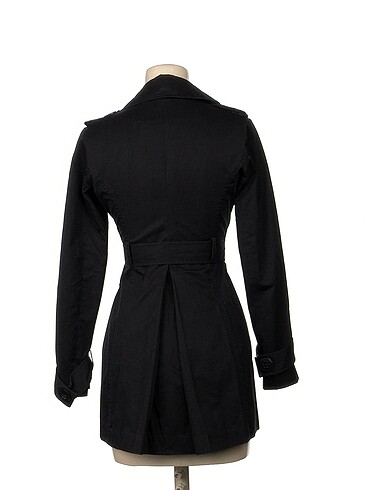 40 Beden Benetton Trenchcoat %70 İndirimli.