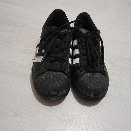 Adidas spor ayakkabı