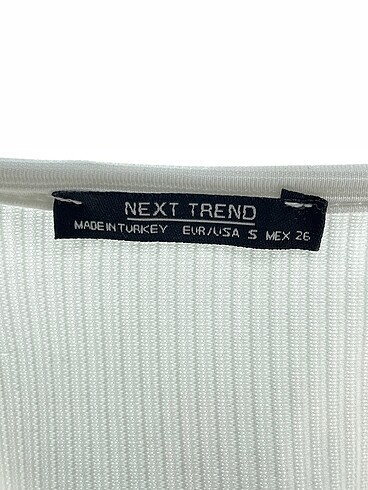 s Beden beyaz Renk PreLoved Bluz %70 İndirimli.