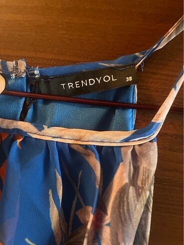 s Beden mavi Renk Trendyol 38 beden etiketli yırtmaçlı elbise