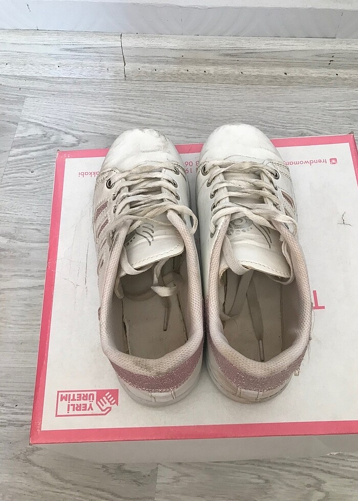 Spor ayakkabı - Görsel 2