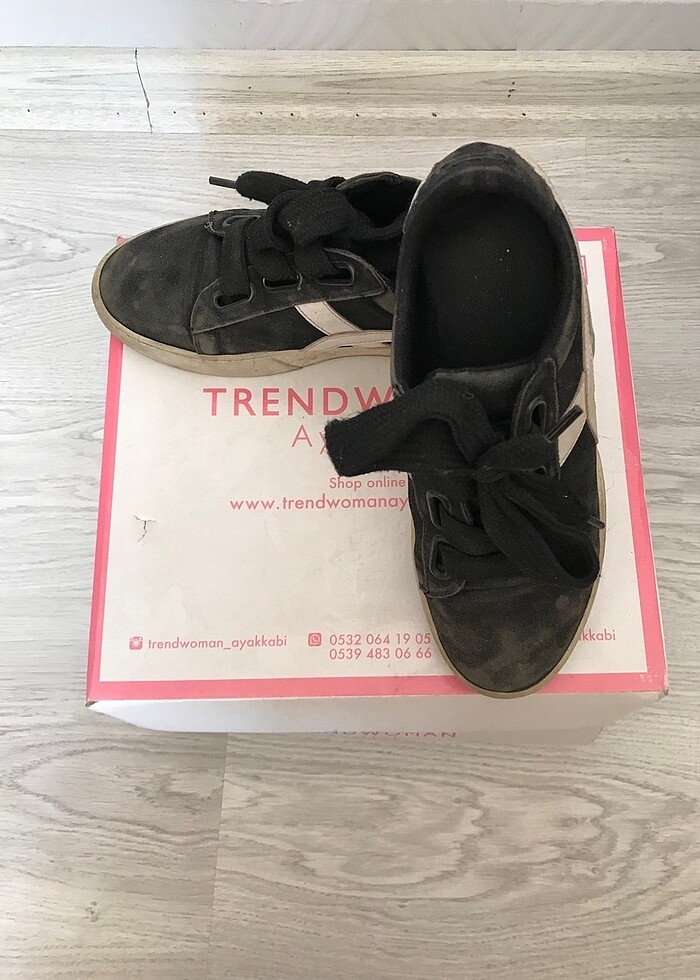 Spor ayakkabı - Görsel 2