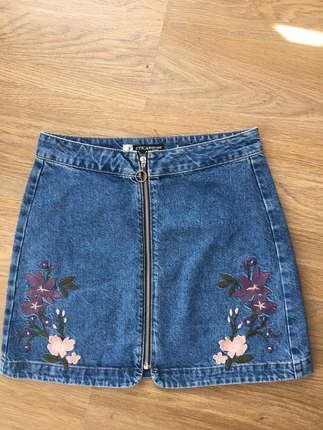 36 Beden siyah Renk 36 beden siyah yüksek bel jean Pantalon