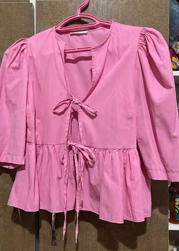 Pembe bağlamalı bluz - Görsel 4