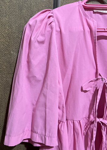 Pembe bağlamalı bluz - Görsel 3
