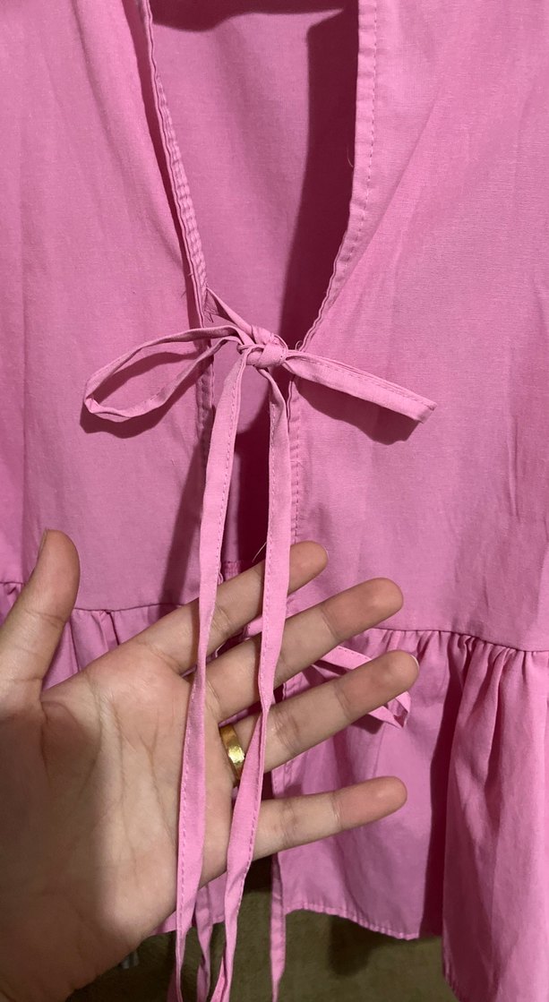 Pembe bağlamalı bluz - Görsel 5