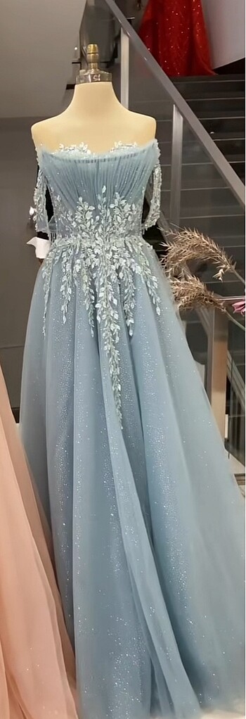 Nişan kıyafeti - Görsel 3