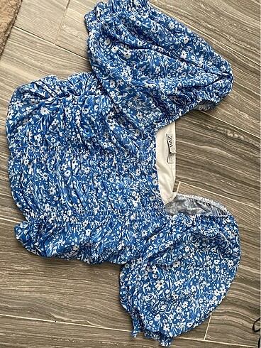 Zara crop bluz