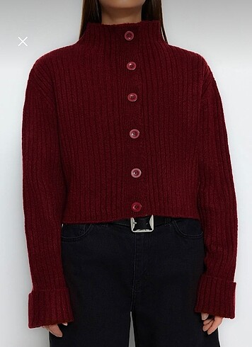 Trendyol & Milla crop yumuşak hırka