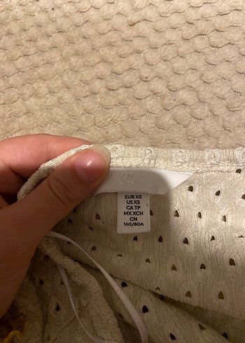 xs Beden ten rengi Renk Düğmeli, Kısa Kollu Nakışlı Bej Bluz