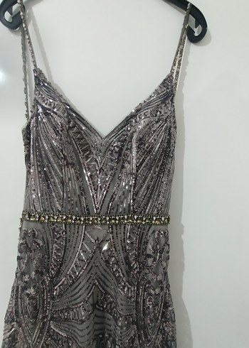 Gri Pul Detaylı Uzun Abiye Elbise - Görsel 2