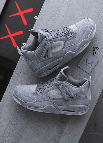 JORDAN RETRO 4 KAWAİ