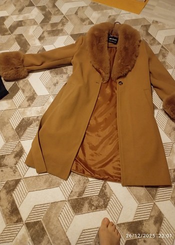 Kahverengi Kürklü Kadın Kaban - Görsel 2