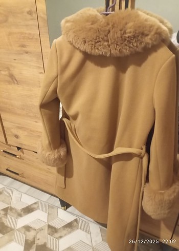 Kahverengi Kürklü Kadın Kaban - Görsel 4