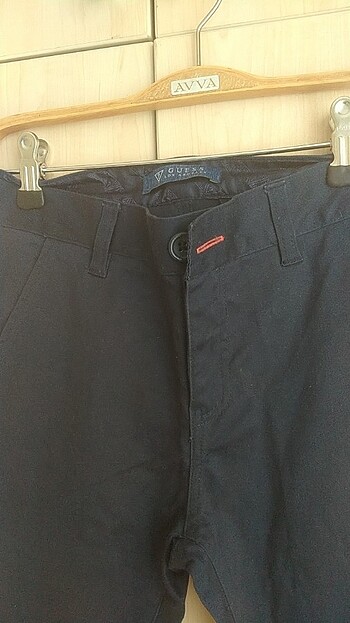Guess Güneş erkek çocuk pantolon