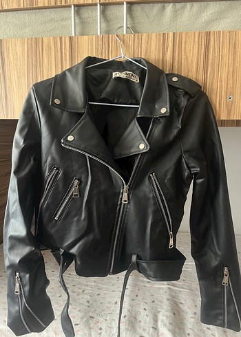 Trendyol & Milla Siyah Deri Biker Ceket