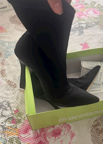 Trendyol & Milla Siyah İnce Topuklu Kadın Bot
