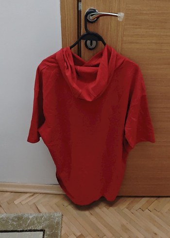 l Beden kırmızı Renk Kırmızı Kapüşonlu Kısa Kollu Sweatshirt