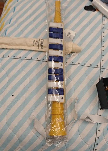 Sarı Pastel Renkli wardem melodika